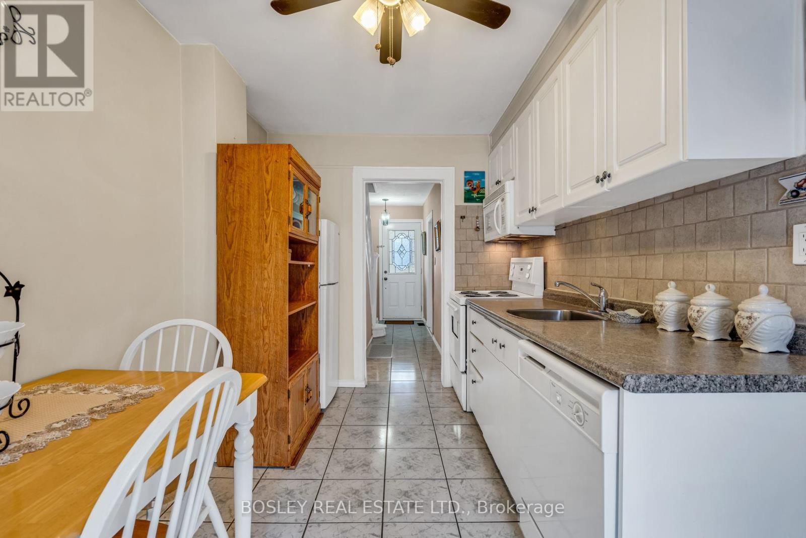 80 ROSENEATH GARDENS Image 17