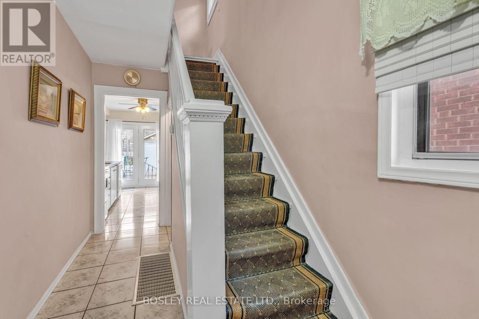 80 ROSENEATH GARDENS Image 21