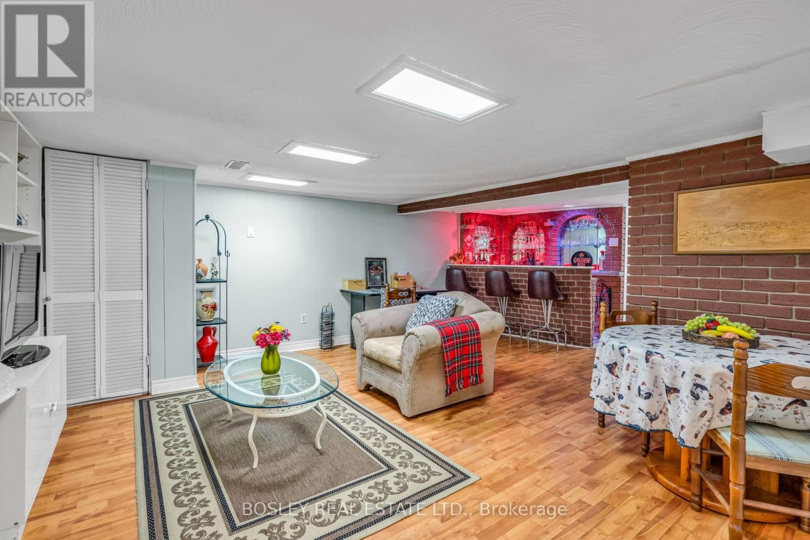 80 ROSENEATH GARDENS Image 33