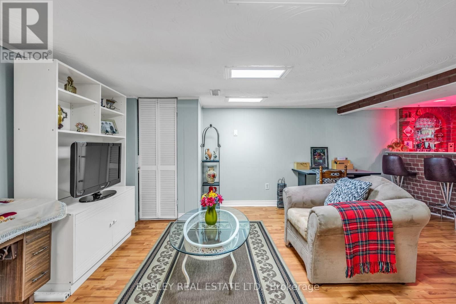 80 ROSENEATH GARDENS Image 34