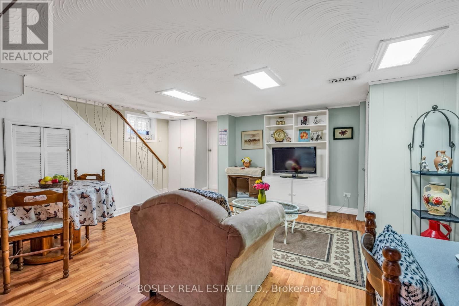 80 ROSENEATH GARDENS Image 36