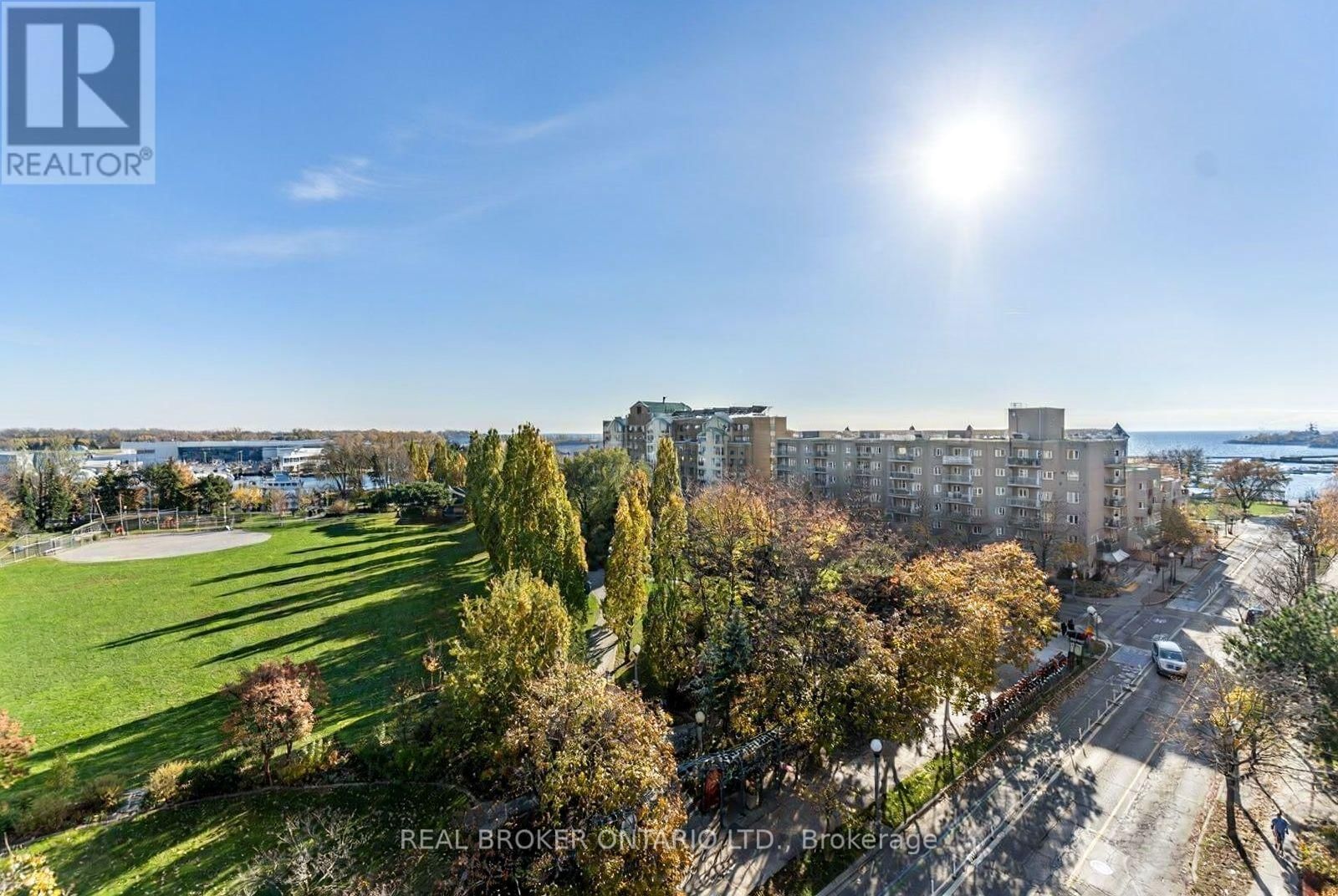 915 - 650 QUEENS QUAY WEST Image 24