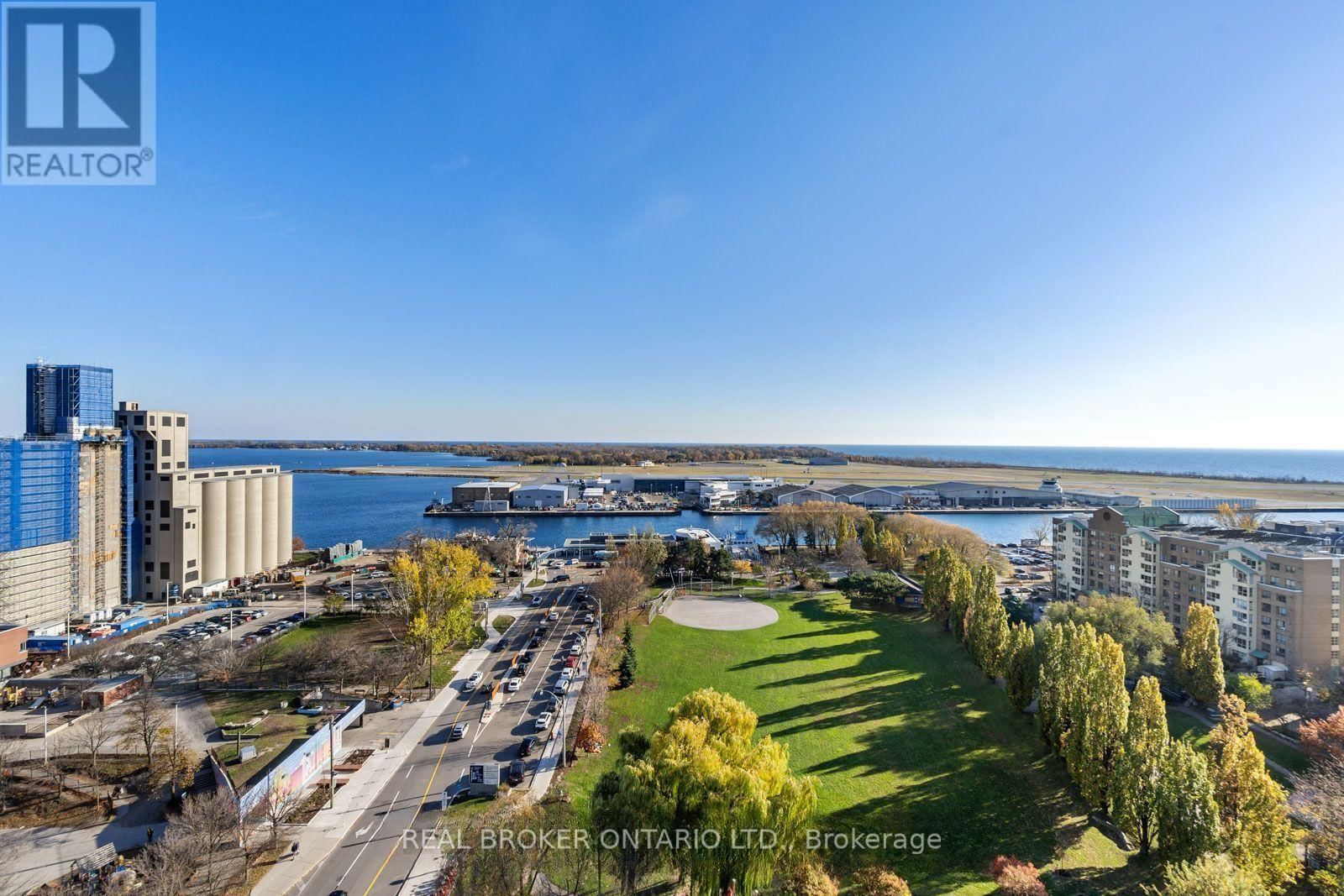 915 - 650 QUEENS QUAY WEST Image 29