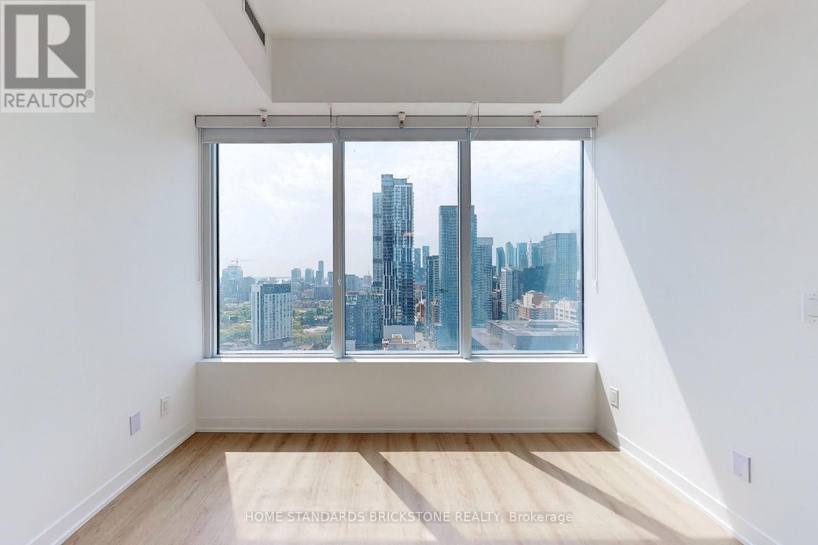 2717 - 319 JARVIS STREET Image 12