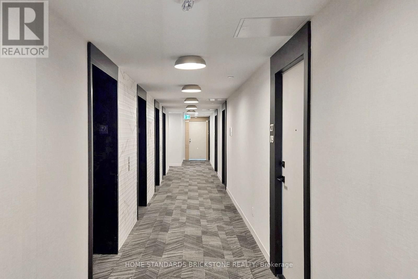 2717 - 319 JARVIS STREET Image 30