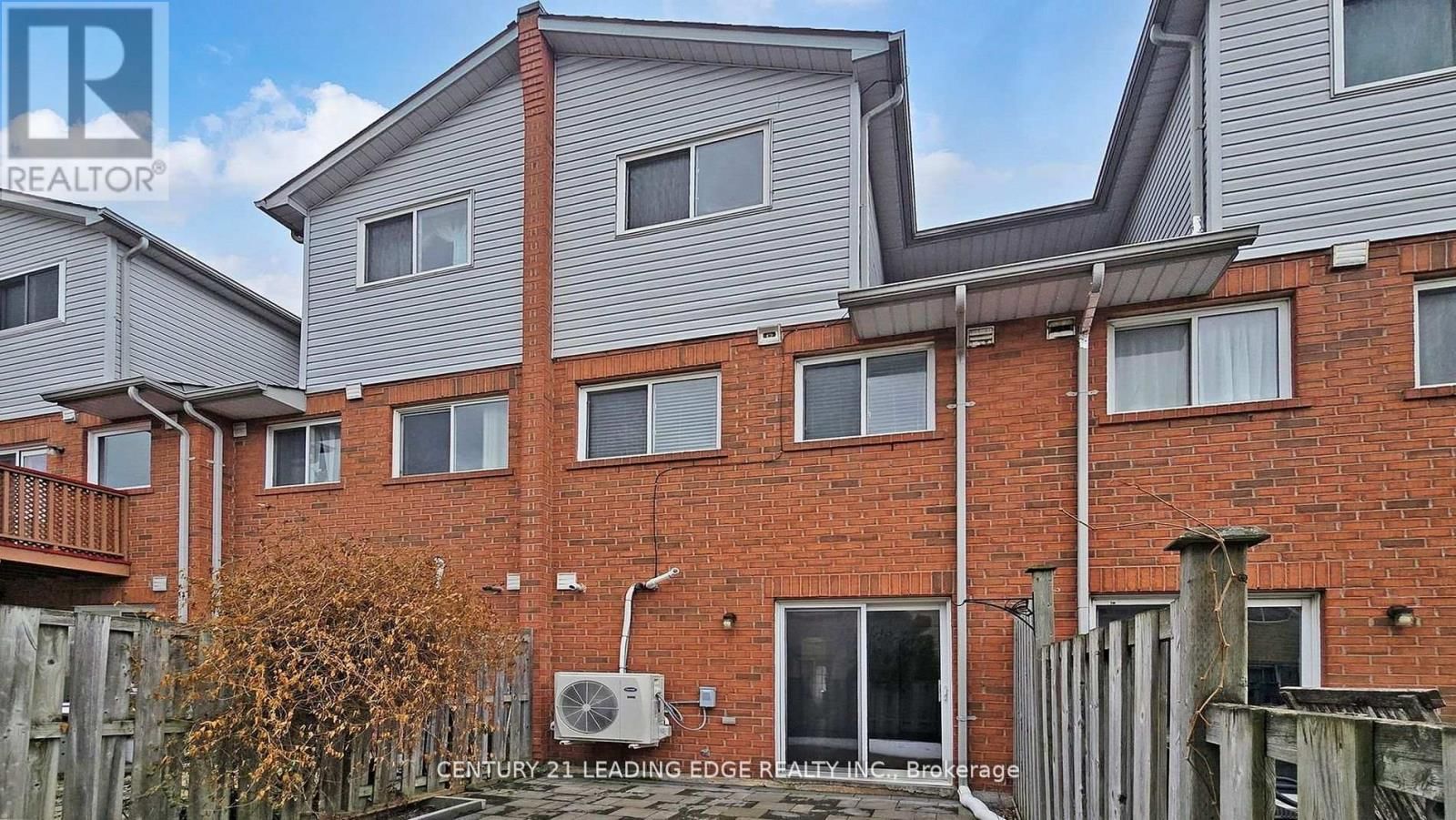 38 RUMI CRESCENT Image 32