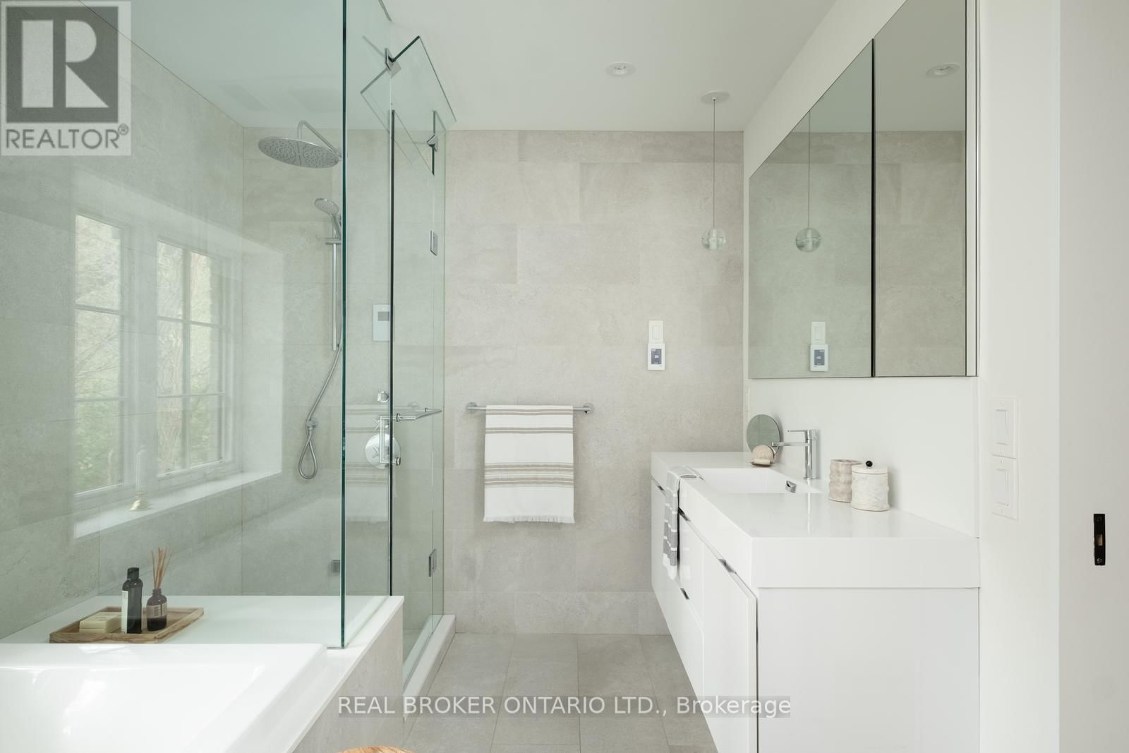 50 POPLAR PLAINS CRESCENT Image 23