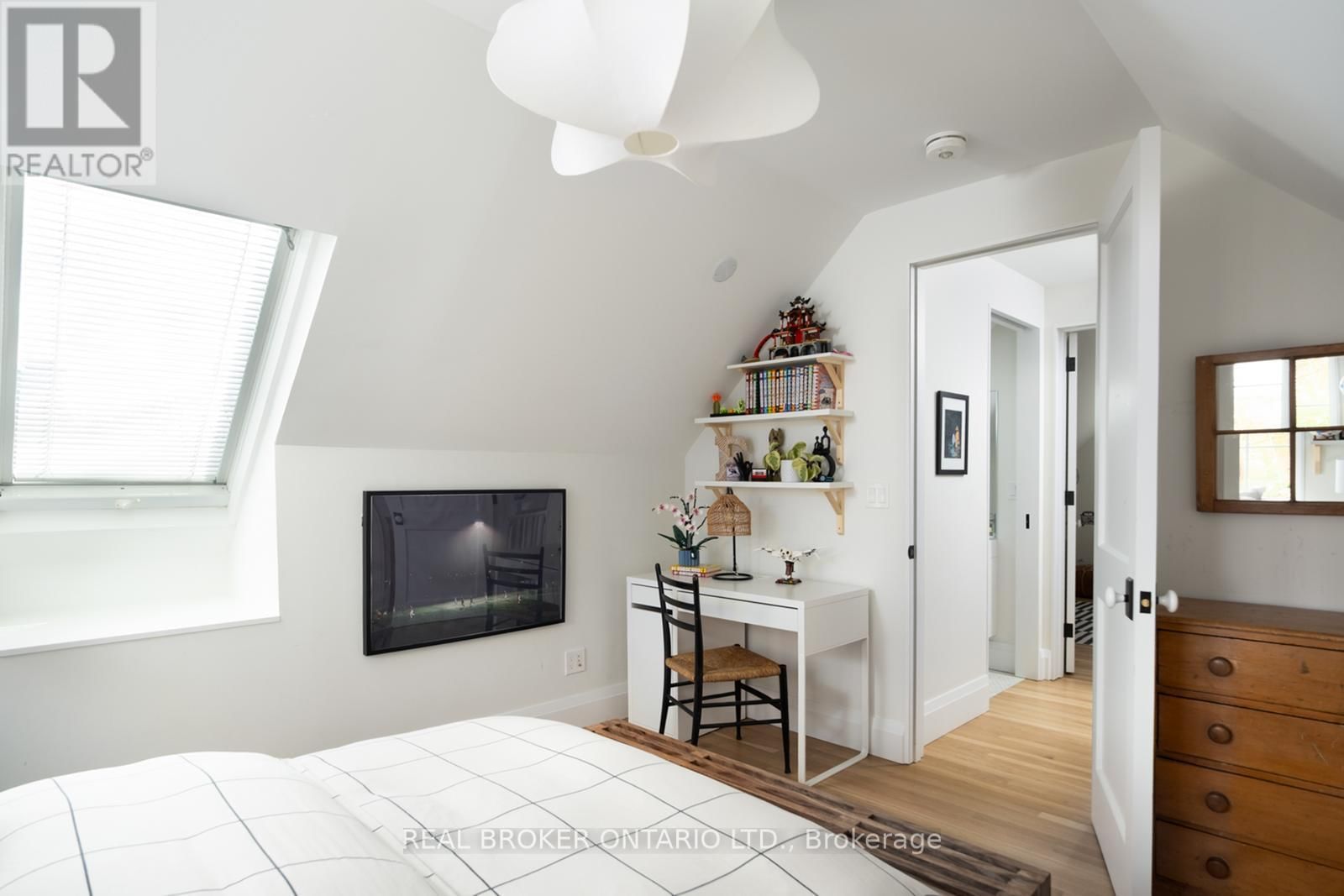 50 POPLAR PLAINS CRESCENT Image 34