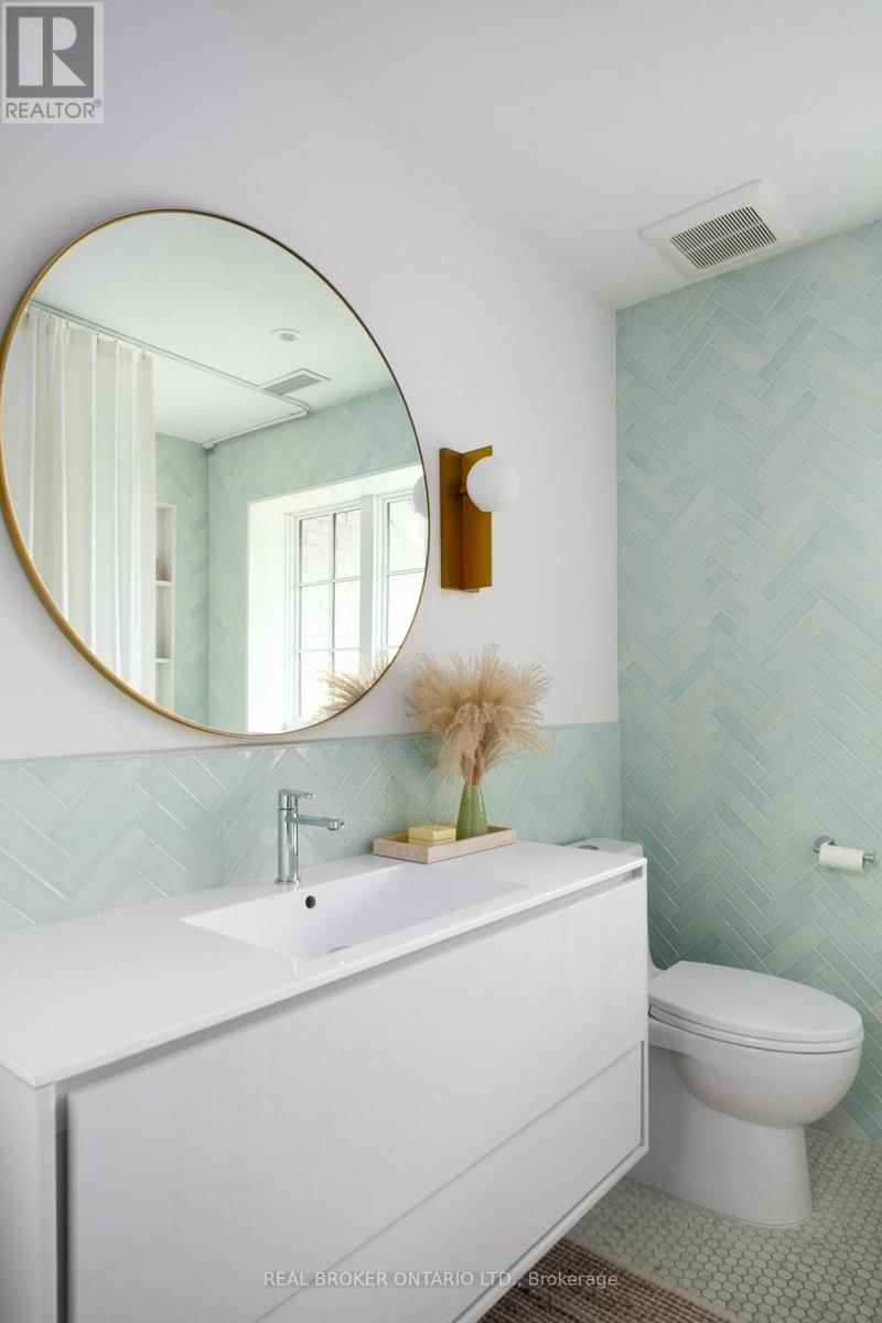 50 POPLAR PLAINS CRESCENT Image 38