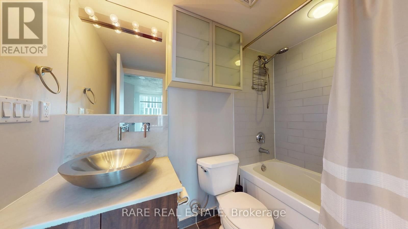 1803 - 22 WELLESLEY STREET EAST Image 15