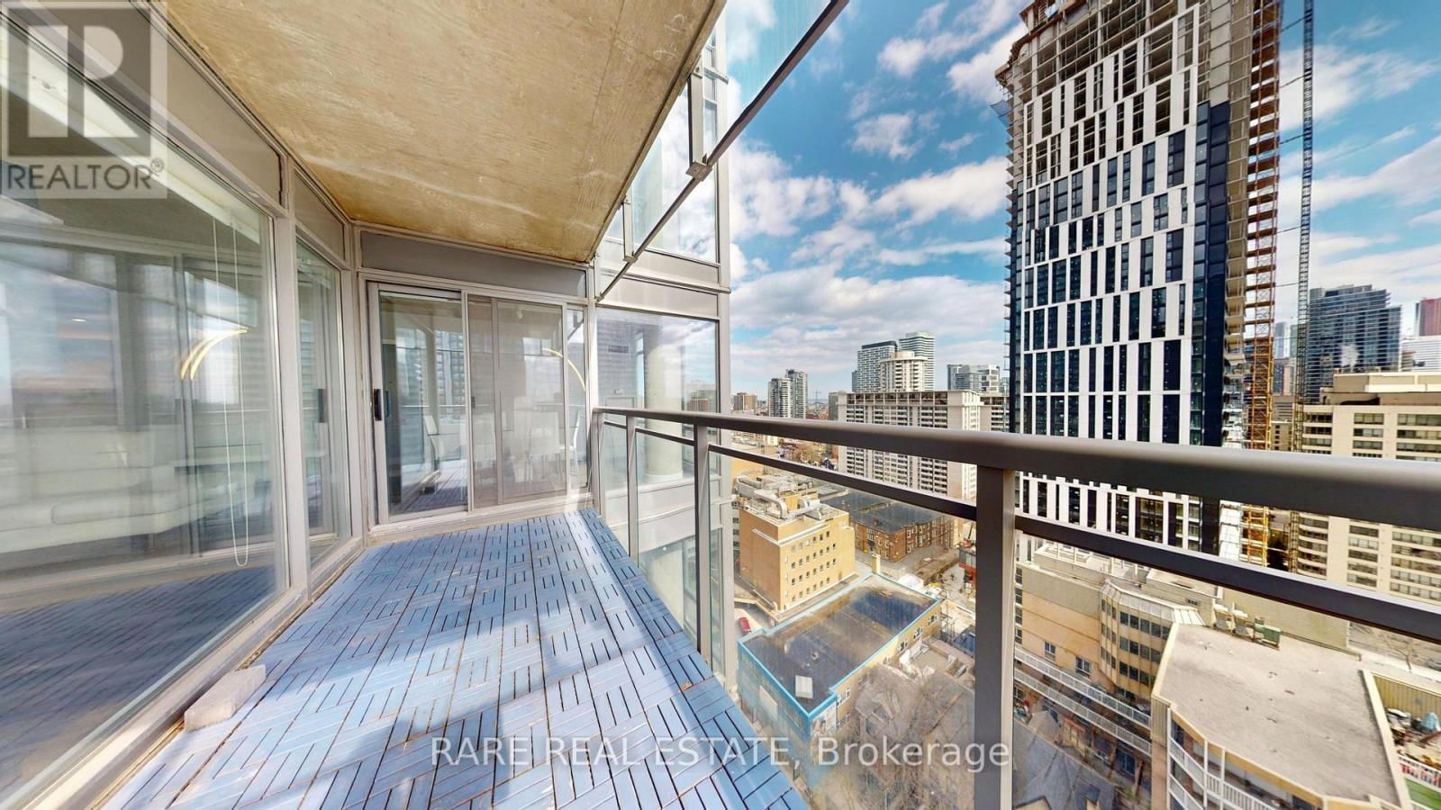 1803 - 22 WELLESLEY STREET EAST Image 16