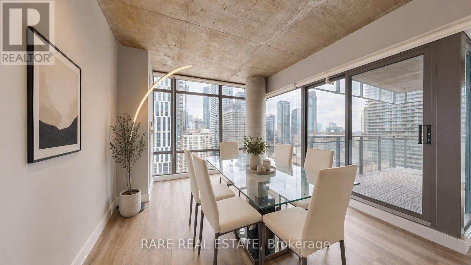 1803 - 22 WELLESLEY STREET EAST Image 3