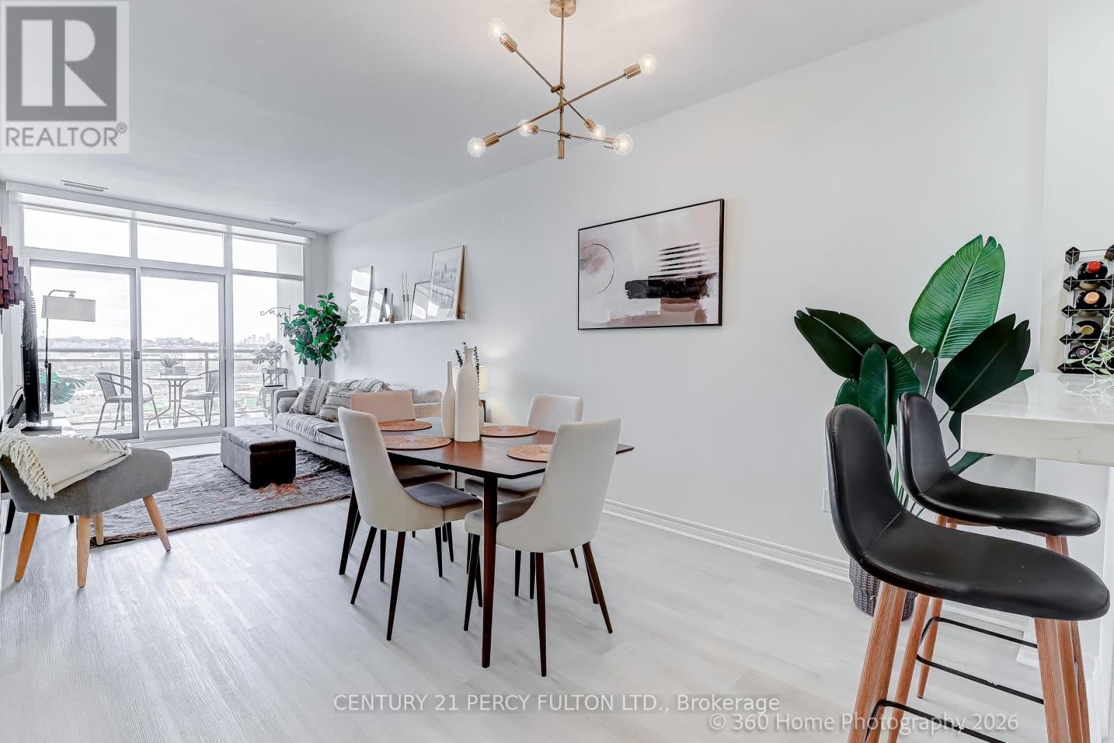 604 - 1 LEASIDE PARK DRIVE Image 6