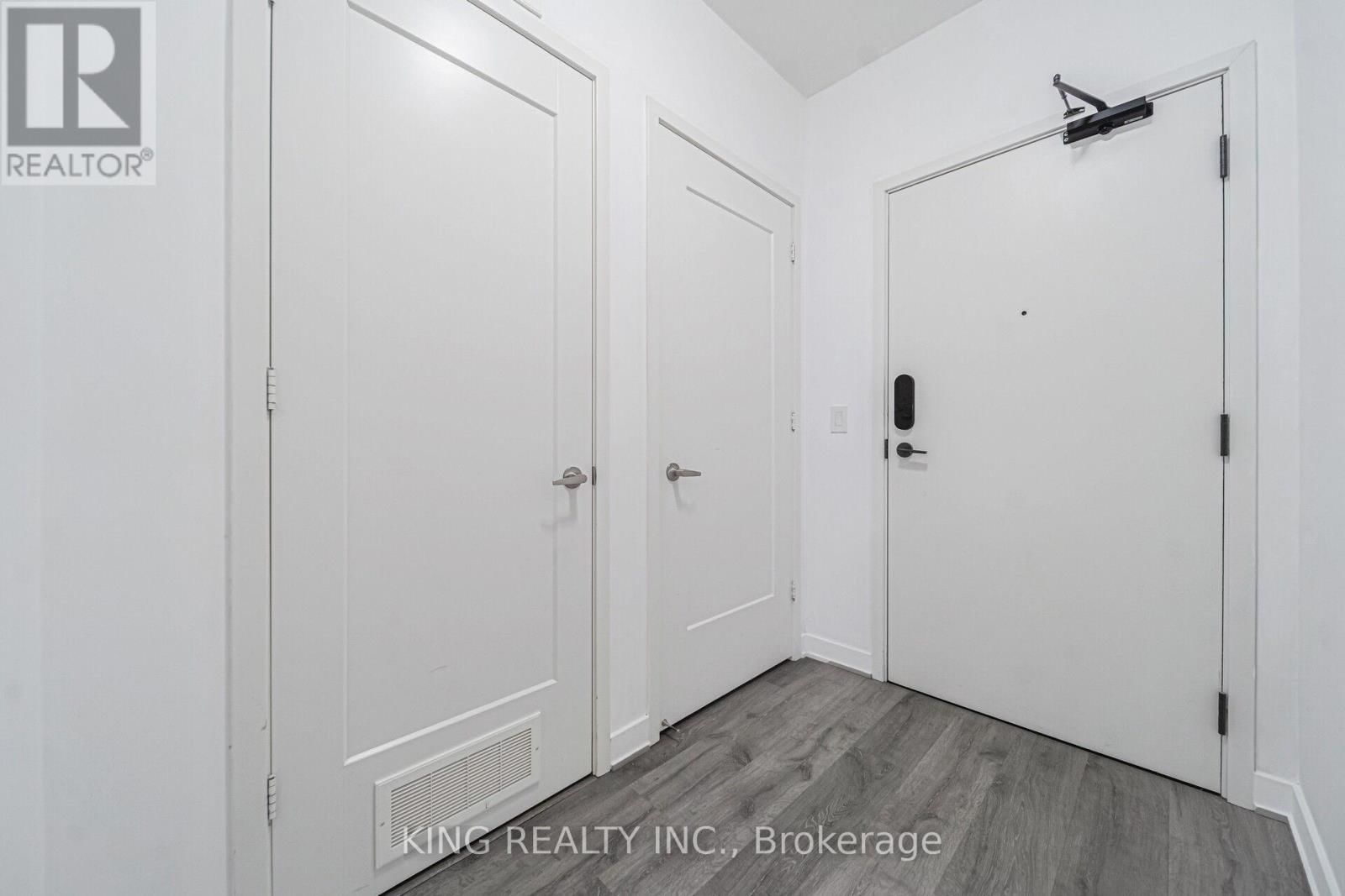 233 - 121 LOWER SHERBOURNE STREET SOUTH Image 16