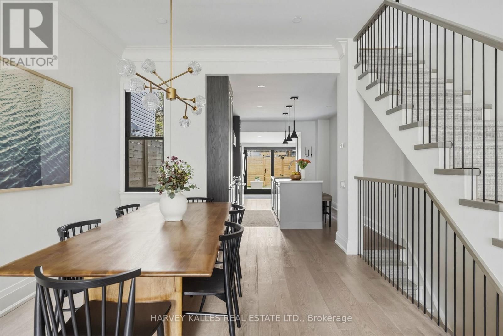 164 ALBANY AVENUE Image 6