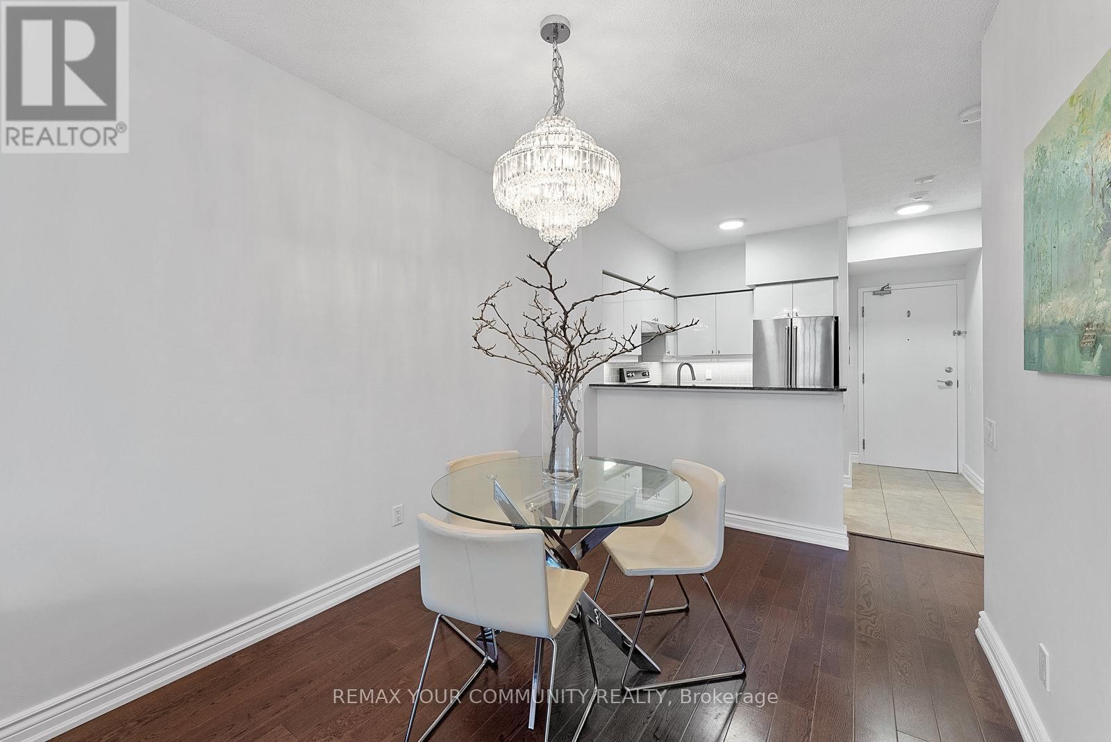 105 - 451 ROSEWELL AVENUE SOUTH Image 12