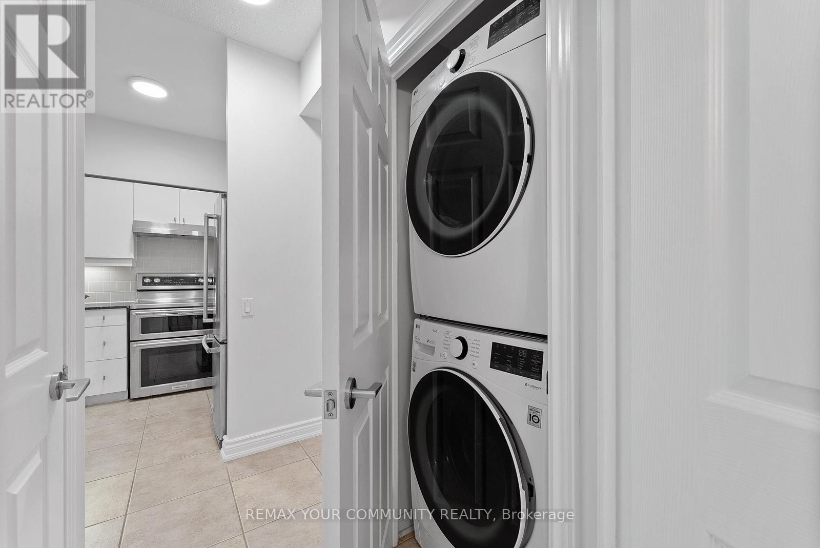 105 - 451 ROSEWELL AVENUE SOUTH Image 25