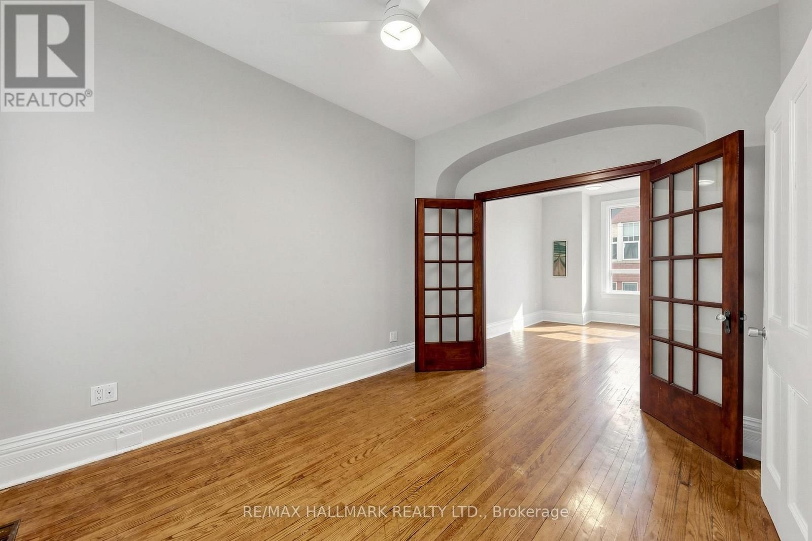 80 MANNING AVENUE Image 15