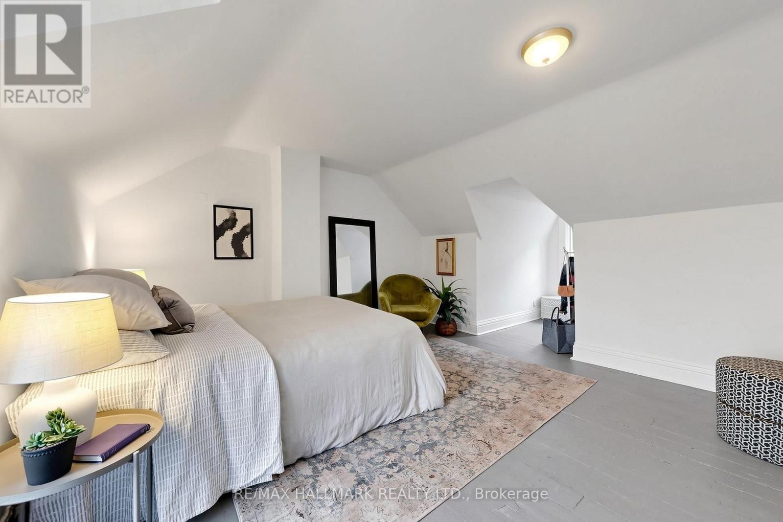 80 MANNING AVENUE Image 25