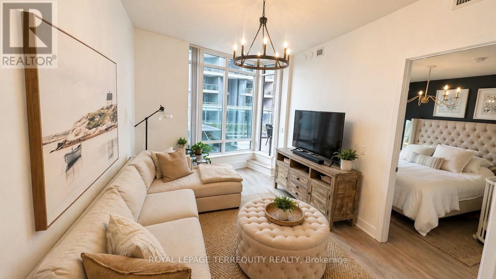 309 - 15 MERCHANTS' WHARF Image 5