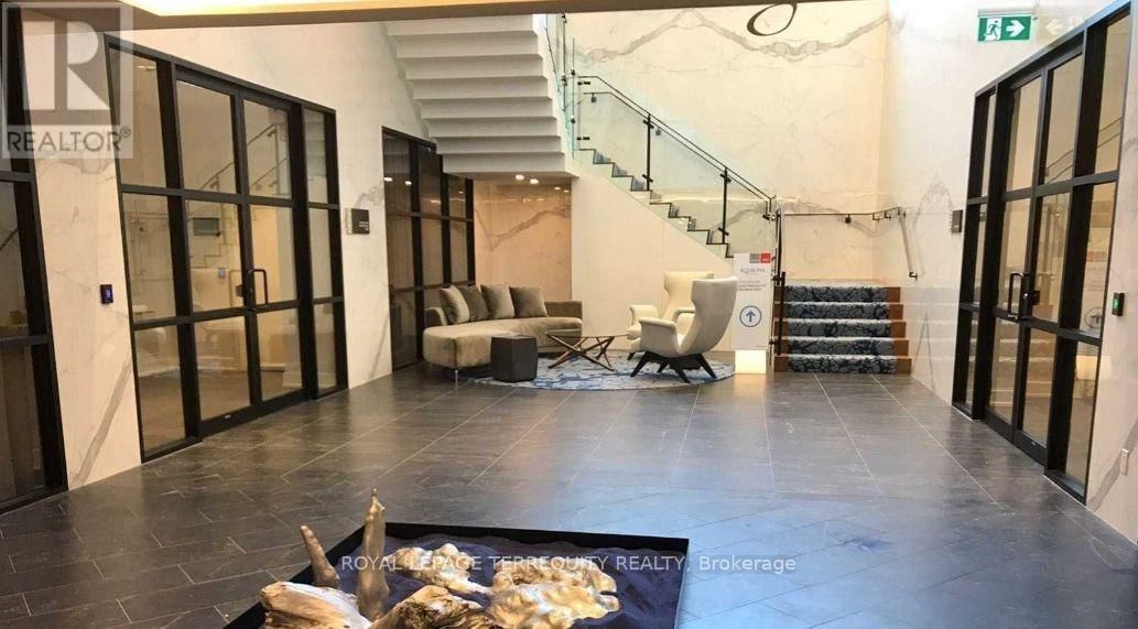 309 - 15 MERCHANTS' WHARF Image 7