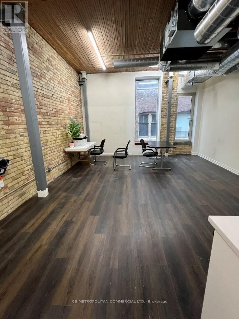 430 - 76 RICHMOND STREET EAST Image 1