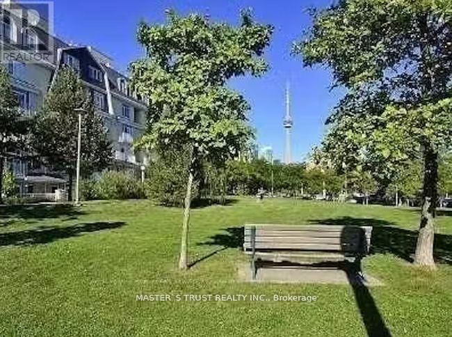 238 - 30 STADIUM ROAD Image 2