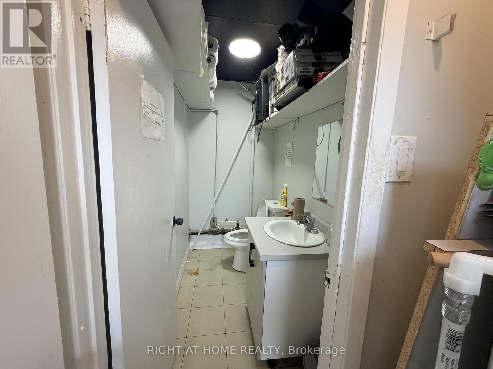 4B - 3040 DON MILLS ROAD Image 9