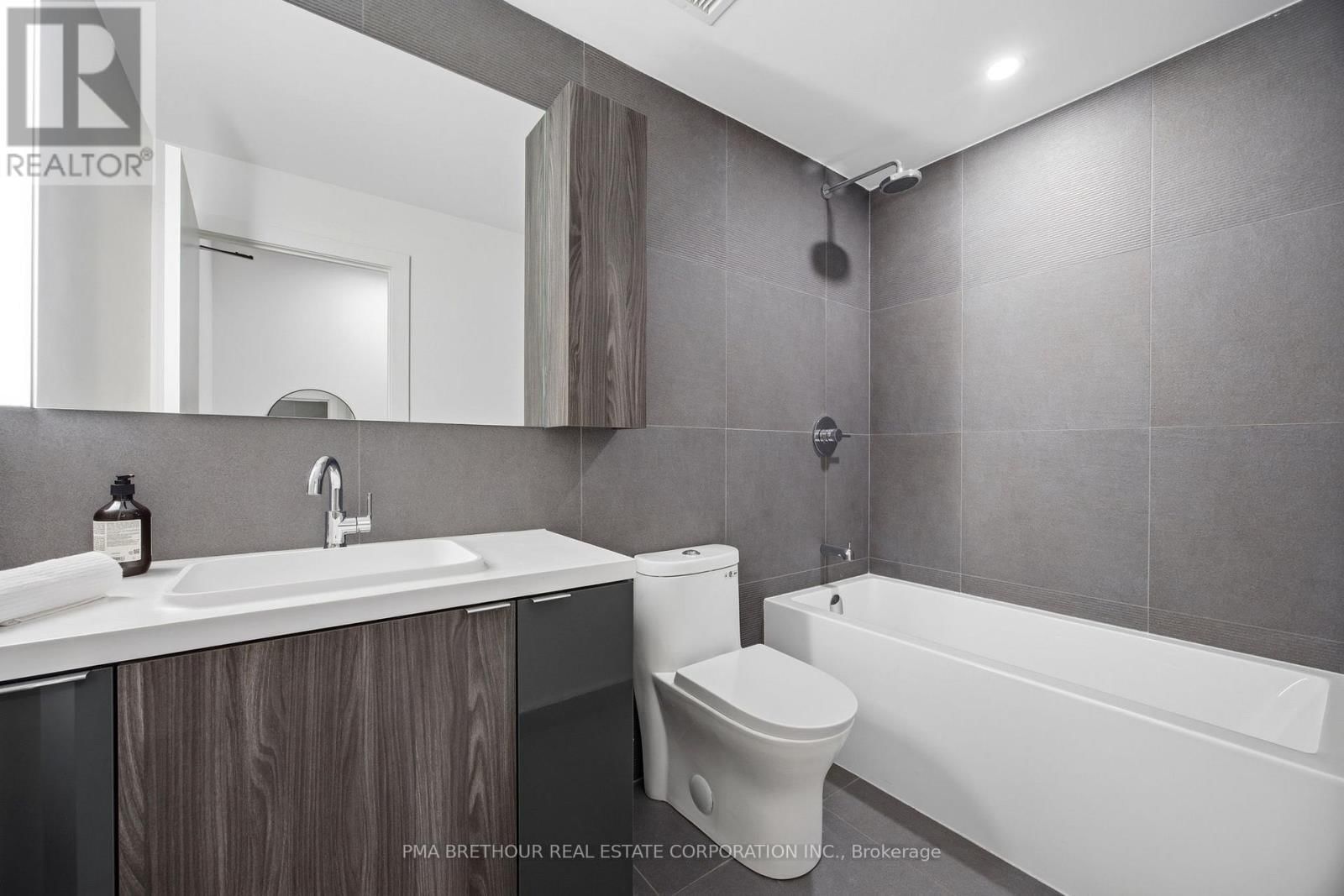 518 - 15 MERCER STREET Image 17