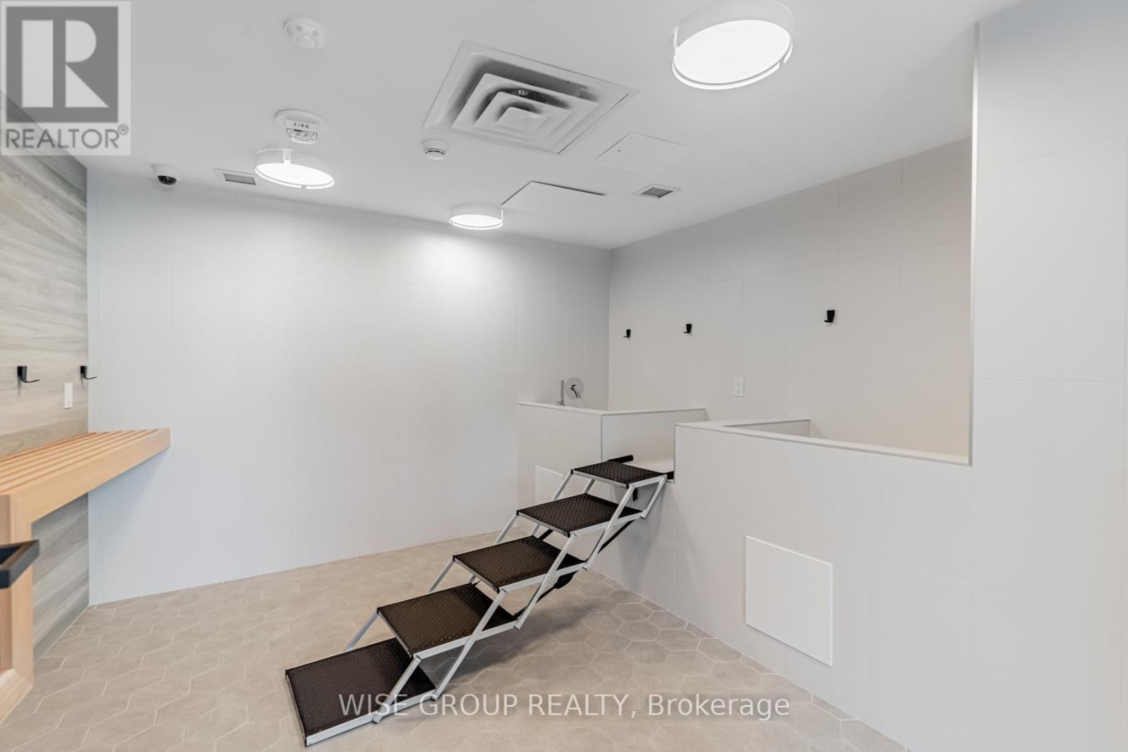 530 - 500 WILSON AVENUE Image 26