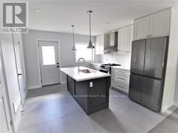 119 GLOUCESTER GROVE Image 11