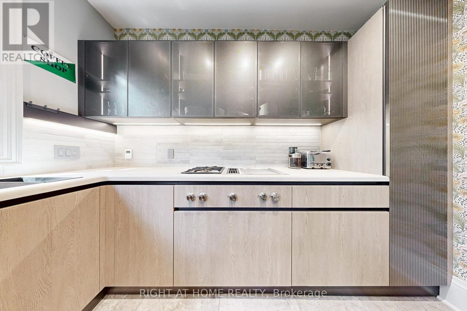 440 SACKVILLE STREET Image 16