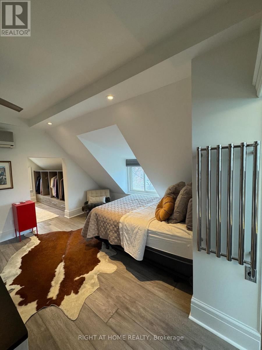 440 SACKVILLE STREET Image 25