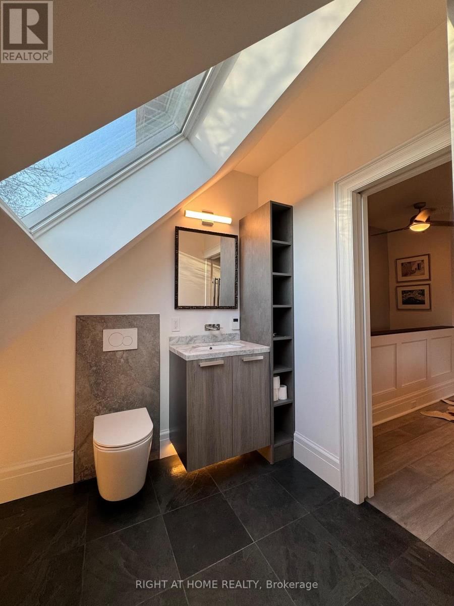 440 SACKVILLE STREET Image 26