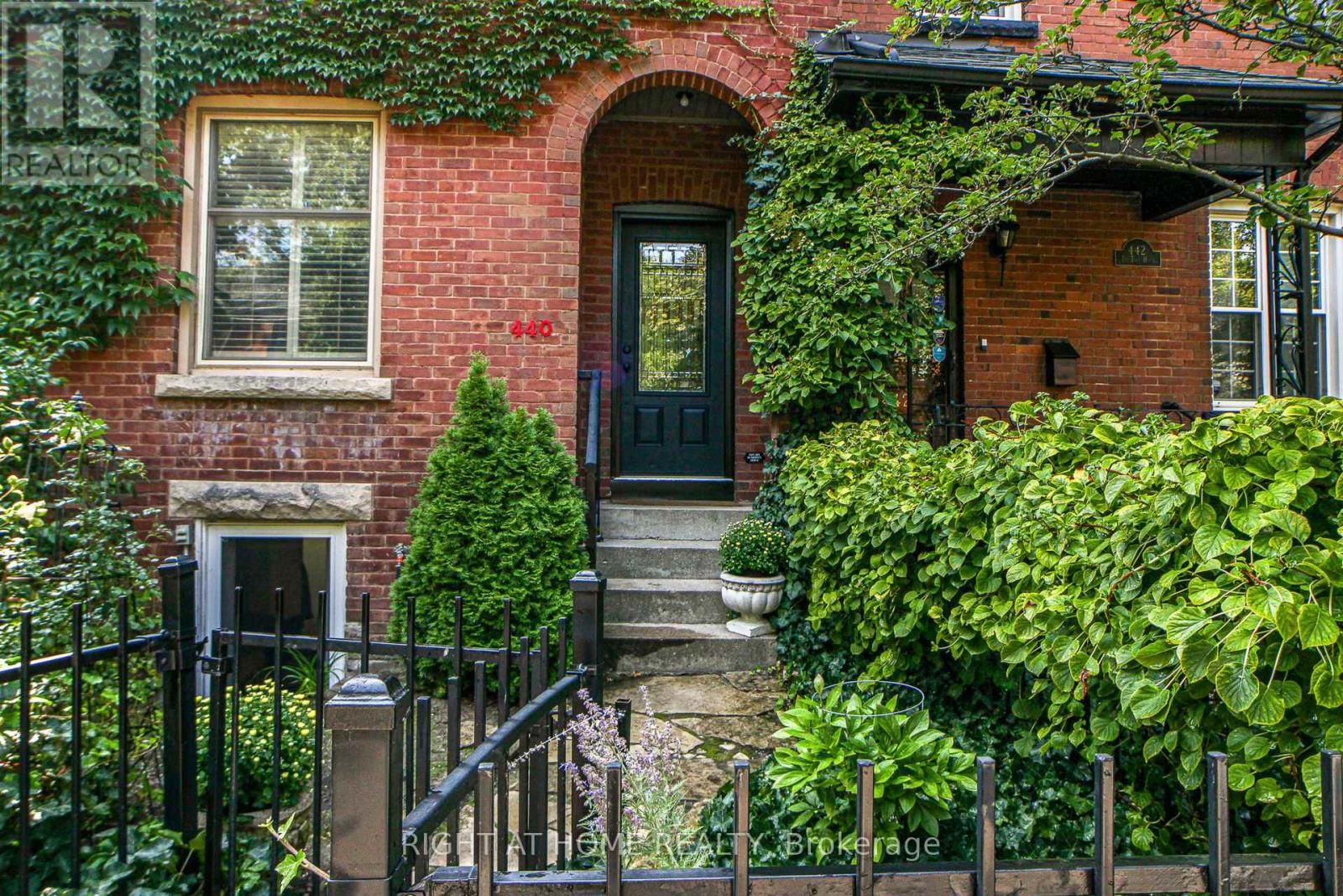 440 SACKVILLE STREET Image 3