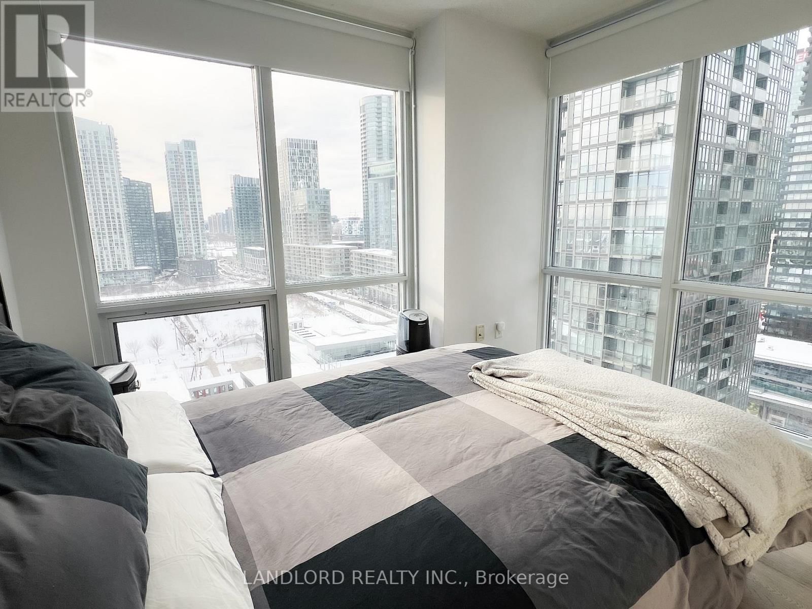 2203 - 11 BRUNEL COURT Image 11