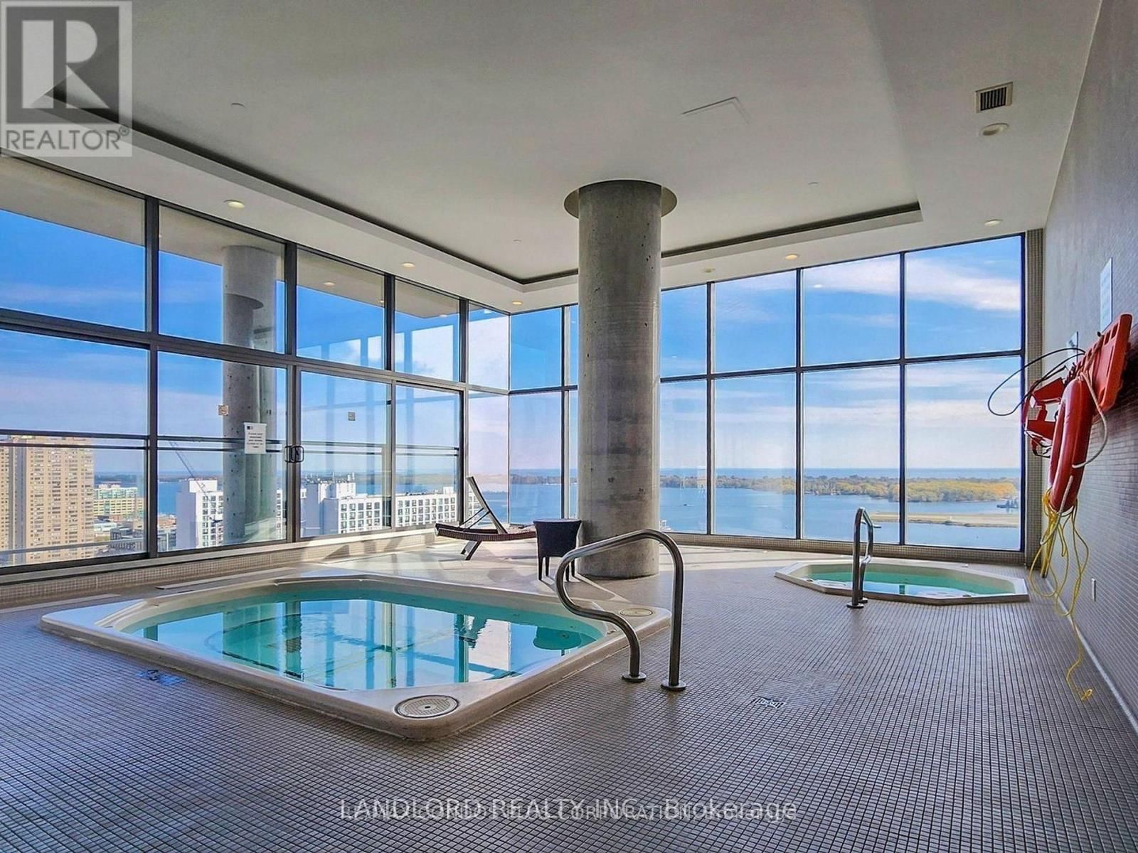 2203 - 11 BRUNEL COURT Image 16