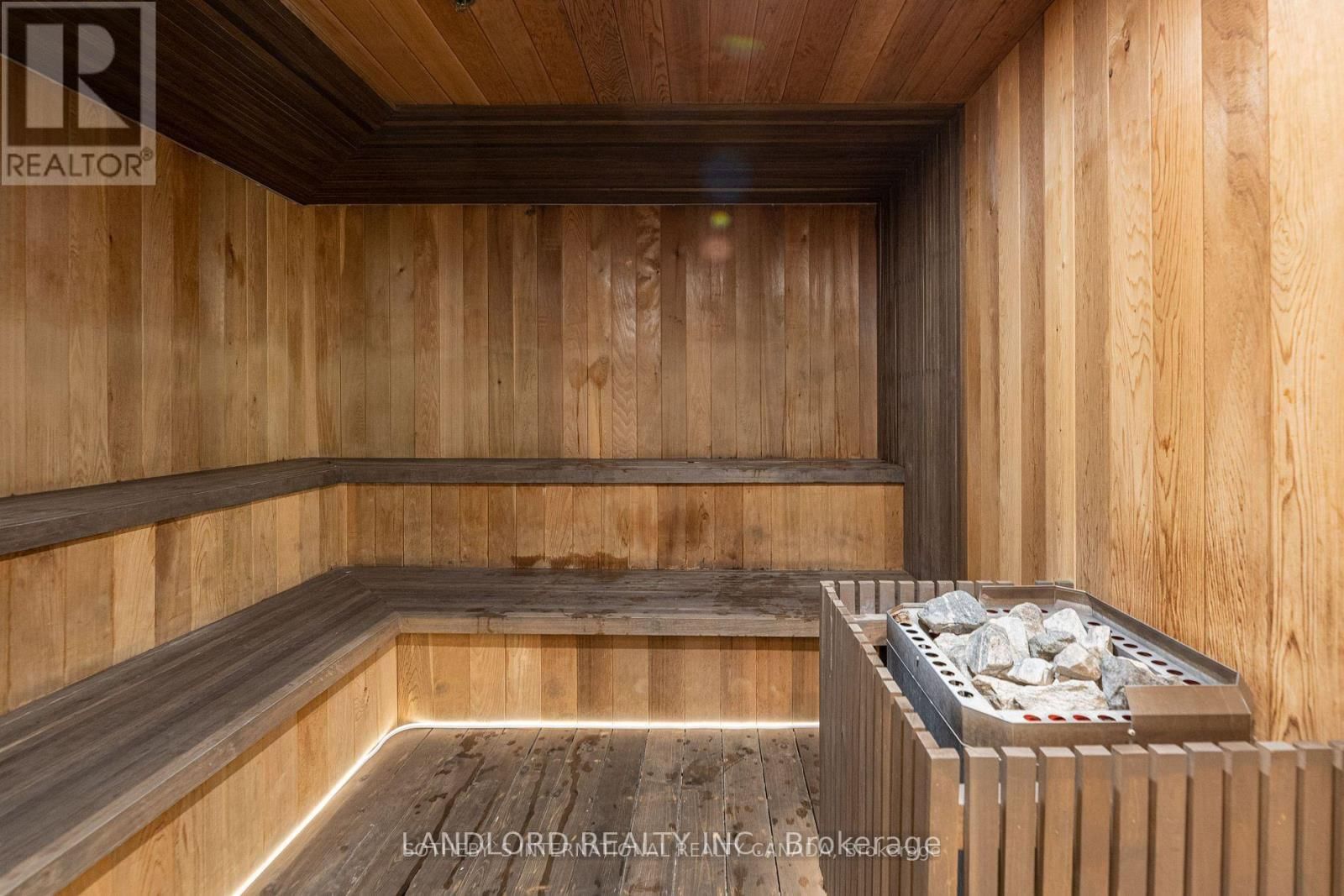 2203 - 11 BRUNEL COURT Image 17