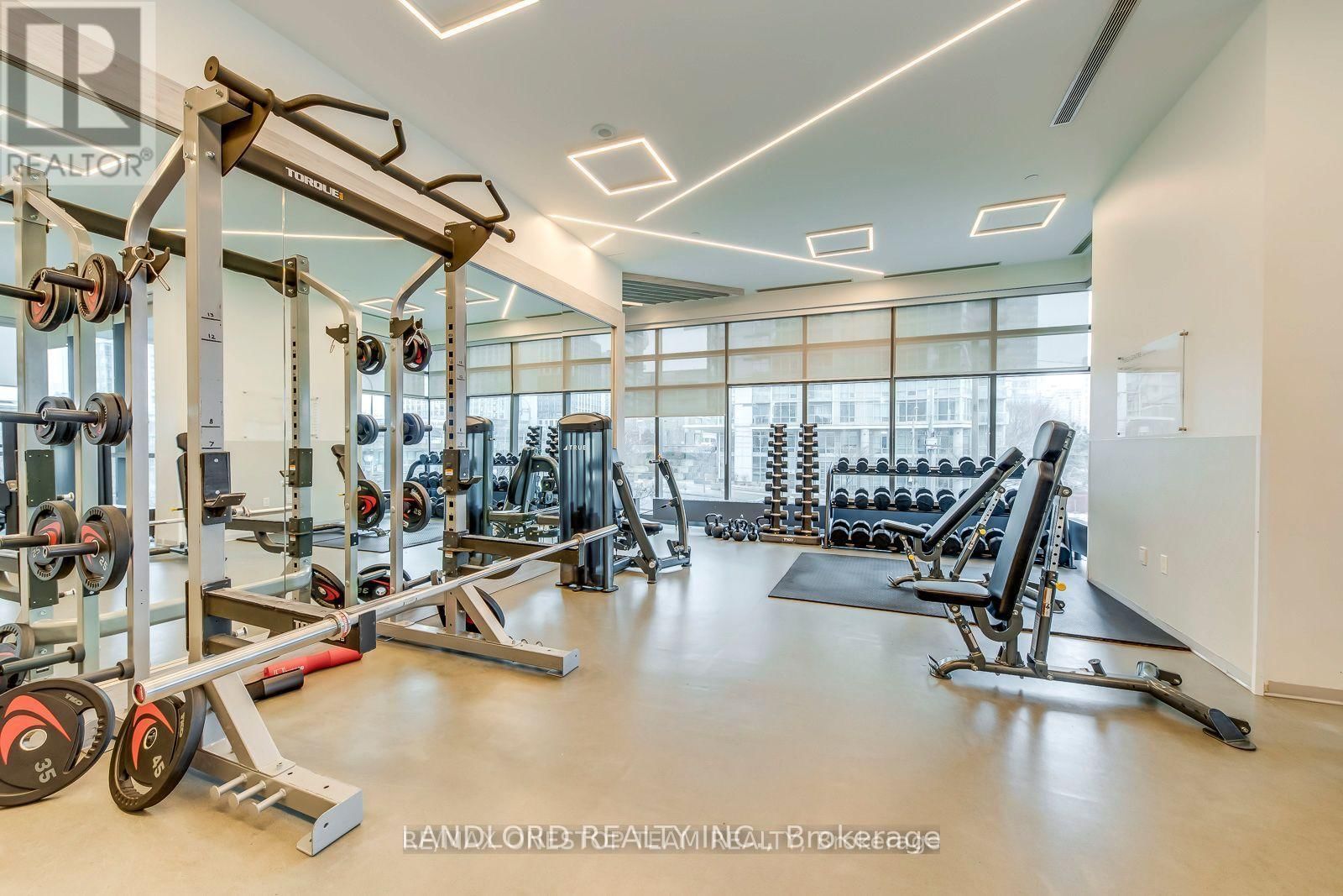 2203 - 11 BRUNEL COURT Image 19