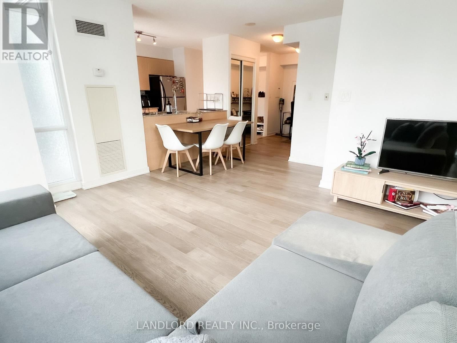 2203 - 11 BRUNEL COURT Image 2