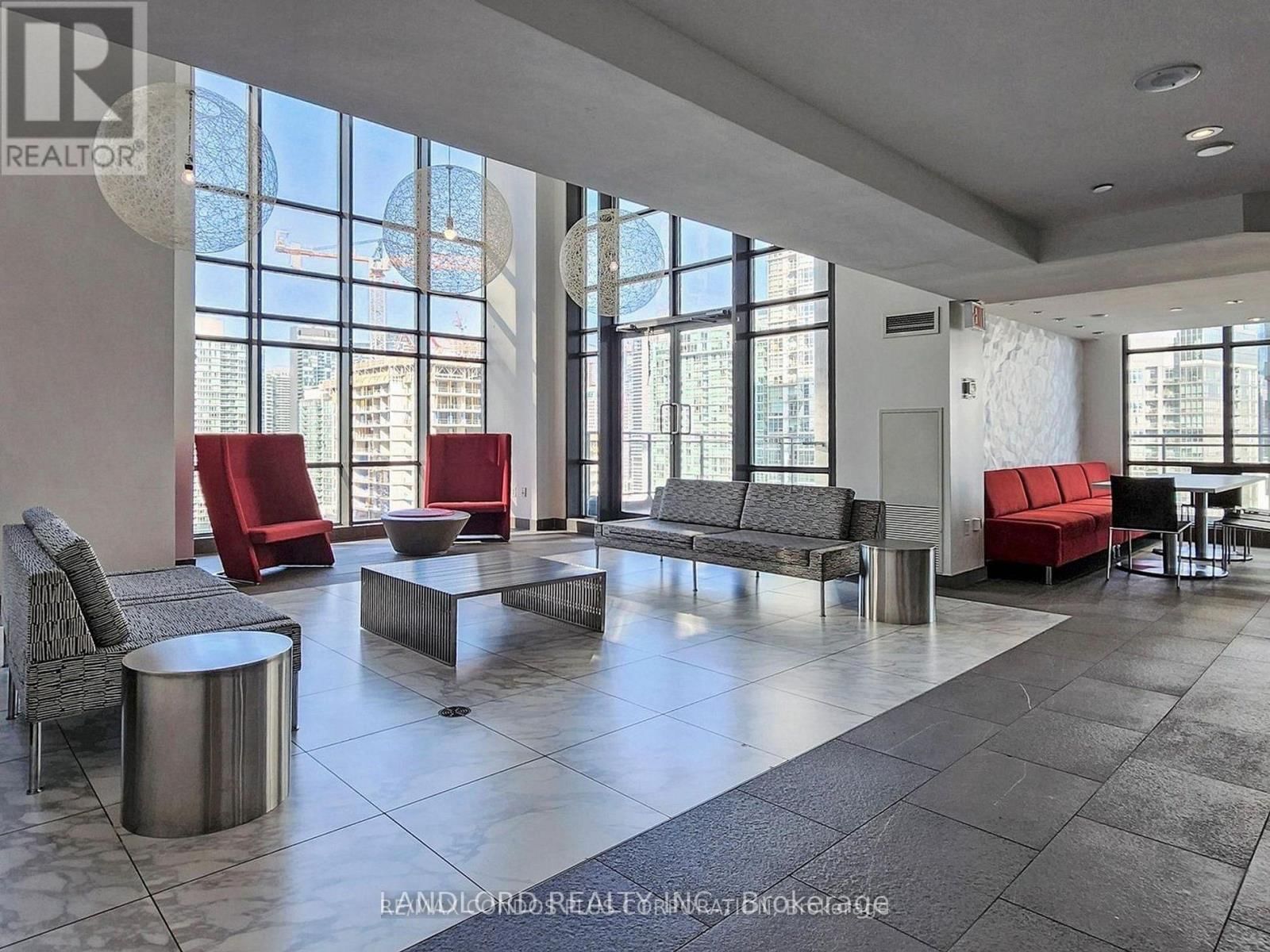 2203 - 11 BRUNEL COURT Image 20