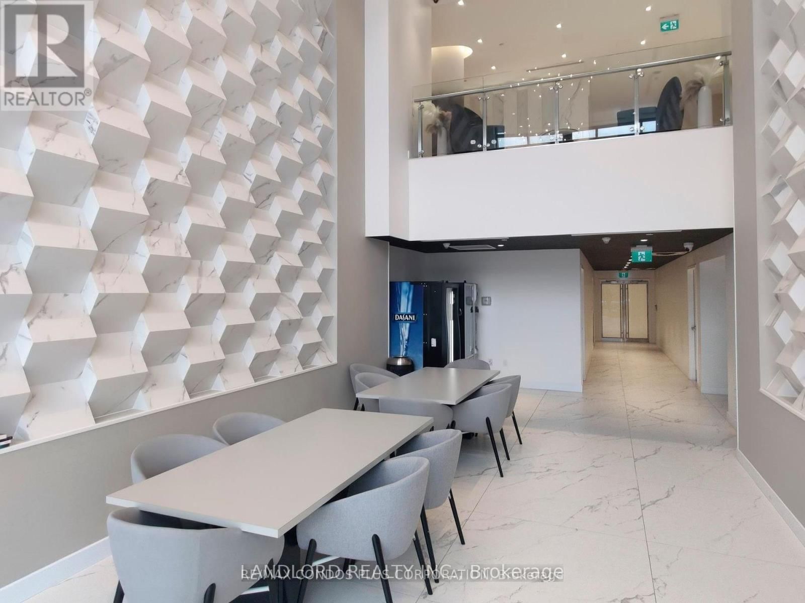 2203 - 11 BRUNEL COURT Image 23