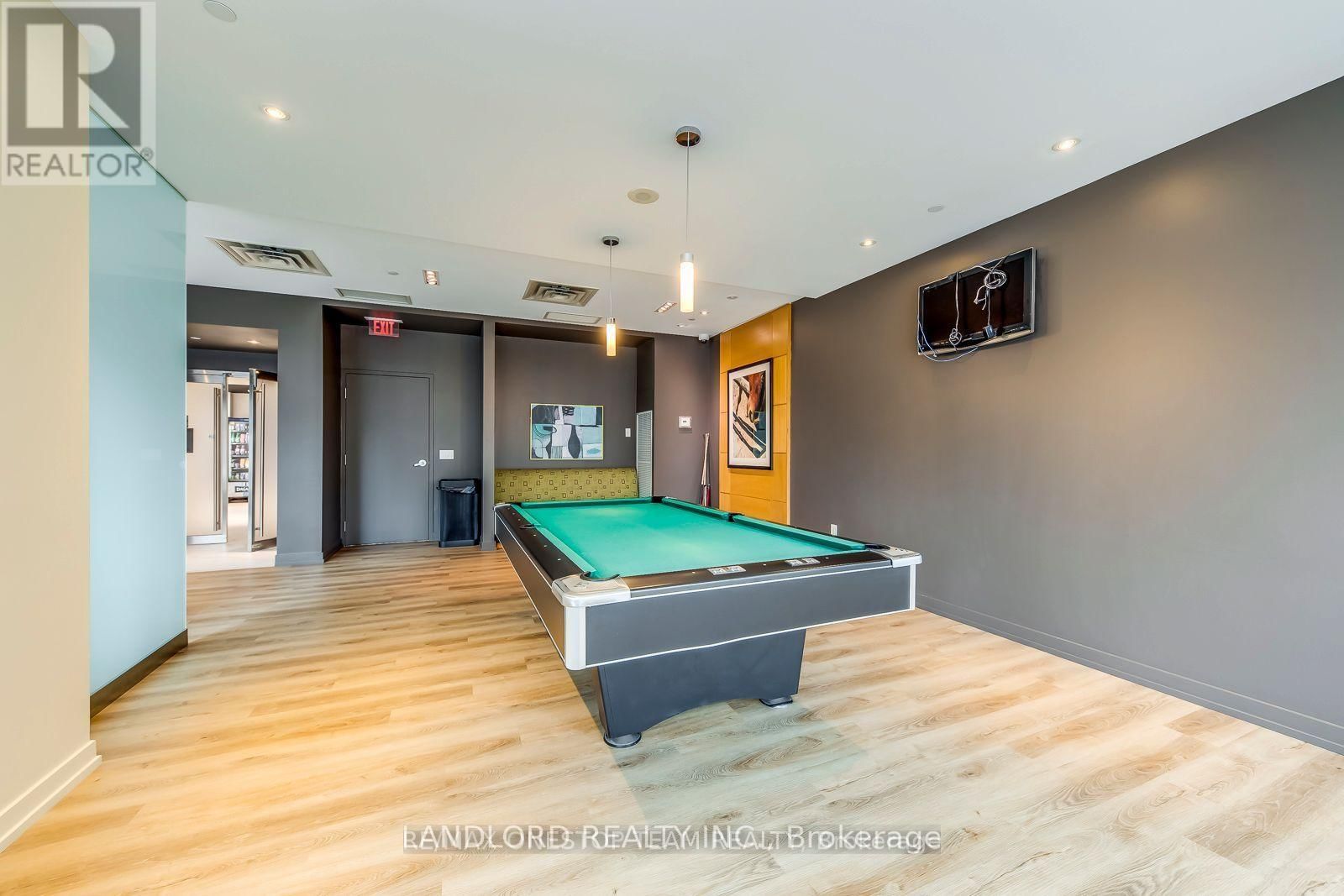 2203 - 11 BRUNEL COURT Image 27