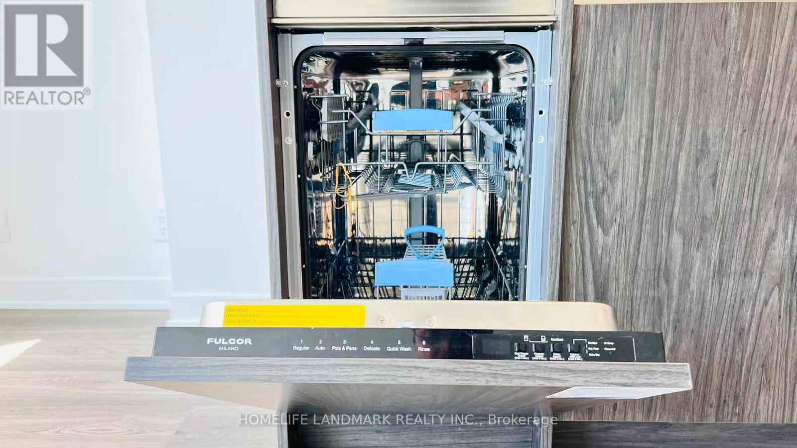 916 - 180 FRONT STREET EAST Image 13