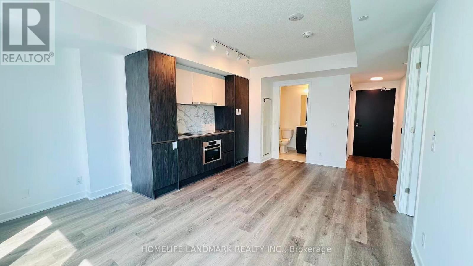 916 - 180 FRONT STREET EAST Image 9