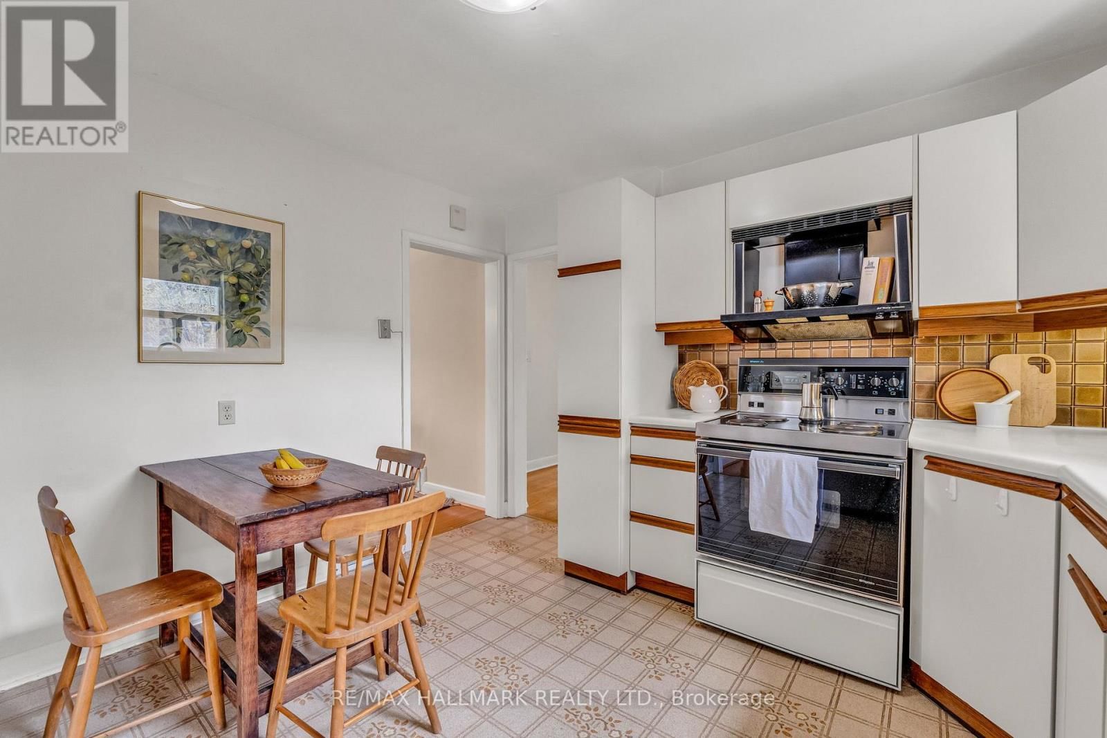 249 PARK HOME AVENUE Image 12