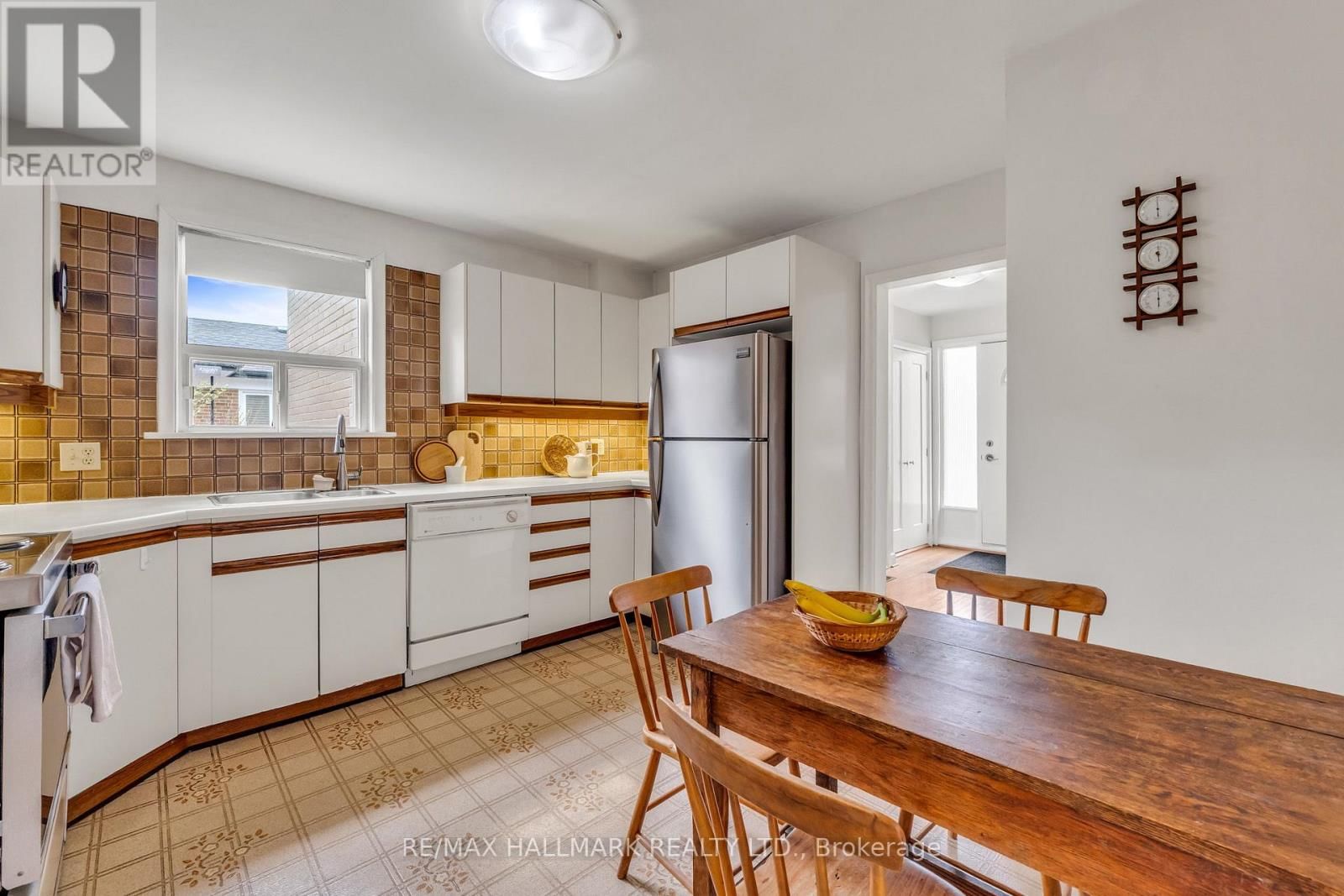 249 PARK HOME AVENUE Image 13