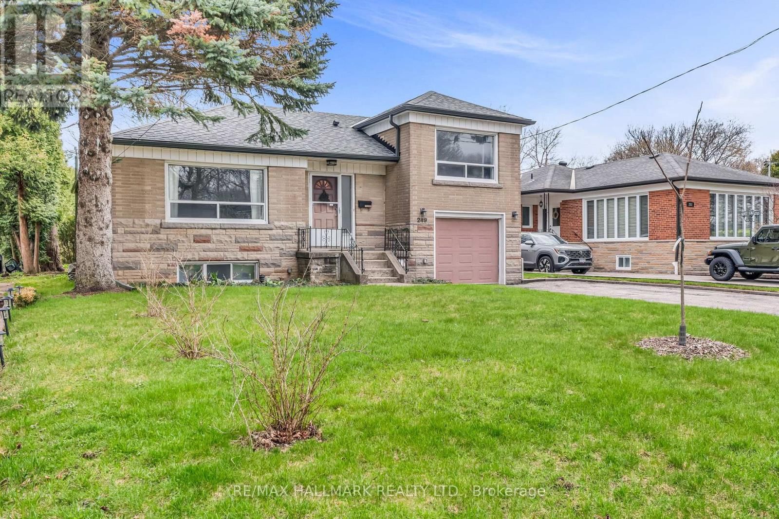 249 PARK HOME AVENUE Image 3