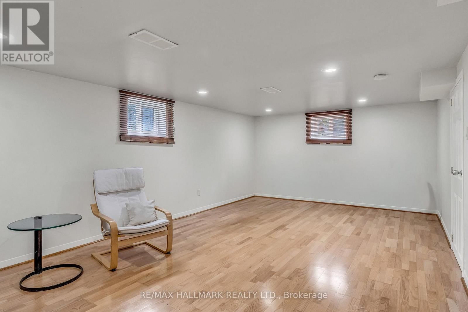 249 PARK HOME AVENUE Image 34