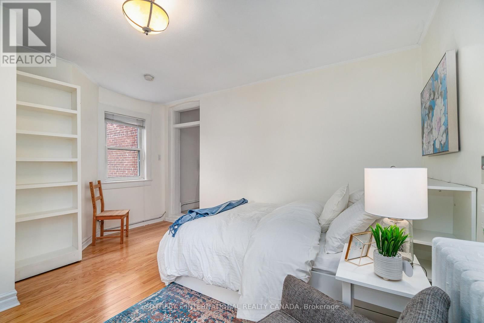 3 - 225 MAJOR STREET Image 11